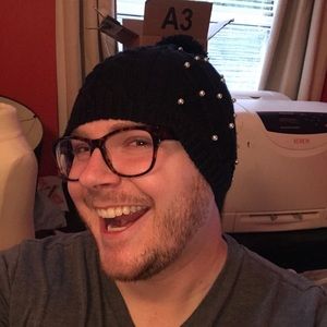 Meet your Posher, Phillip